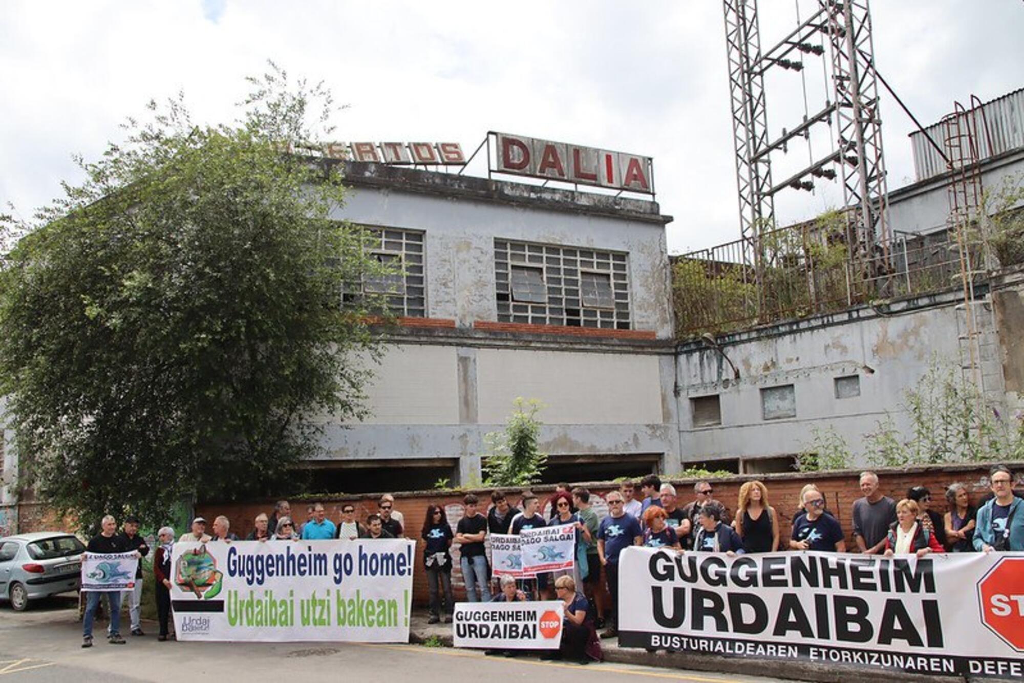 Derribo Dalia Guggenheim Urdaibai